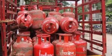 LPG सिलेंडर बुकिंग के नियम बदले, अब 25 दिन बाद ही कर सकेंगे अगली बुकिंग