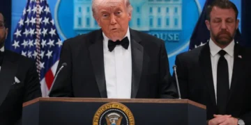 Washington DC डिनर में फायरिंग Donald Trump सुरक्षित हमलावर गिरफ्तार