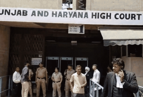 “Chandigarh जज सस्पेंशन केस और डिजिटल सुरक्षा सवाल”