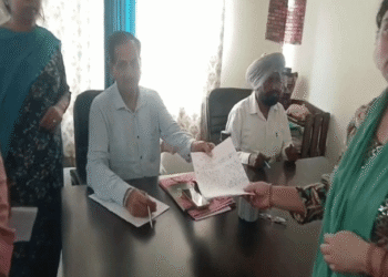 गुरदासपुर में शिक्षक की हैवानियत, 9 साल के छात्र को प्लास्टिक विकेटों से पीटने का आरोप