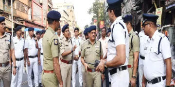 West Bengal Elections में सख्ती 5 पुलिसकर्मी सस्पेंड SP को चेतावनी मतदान प्रतिशत 90 पार