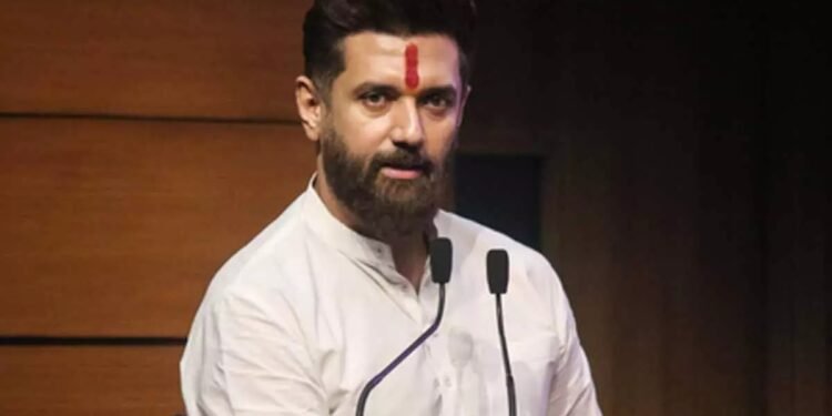 Chirag Paswan का बड़ा दांव, UP में अकेले चुनाव लड़ने का ऐलान