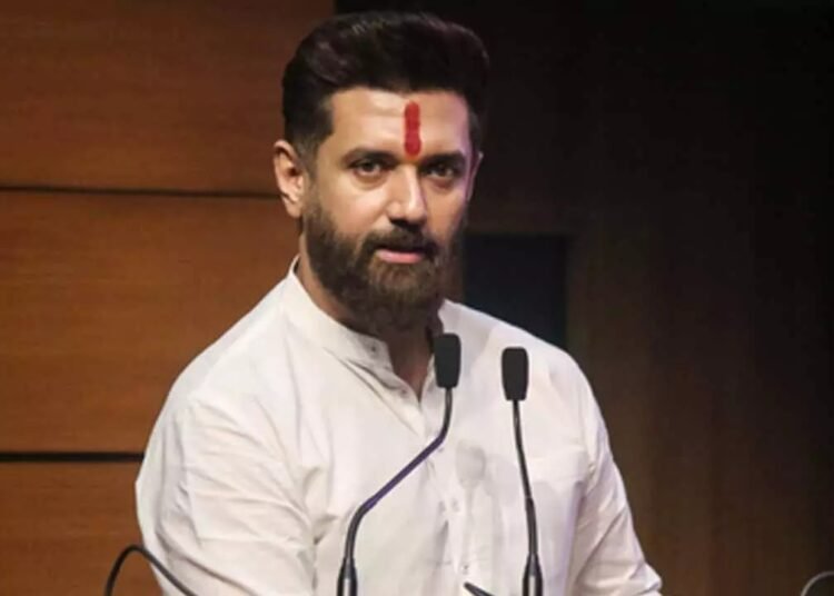 Chirag Paswan का बड़ा दांव, UP में अकेले चुनाव लड़ने का ऐलान