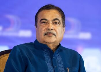 Nitin Gadkari का नया नियम 100% जमीन के बाद ही बनेगा हाइवे