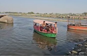 Vrindavan Yamuna नाव हादसा 10 की मौ.त कई लापता