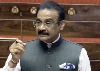 AAP सांसद अशोक मित्तल पर ED की बड़ी छापेमारी, राजनीतिक बयानबाज़ी तेज