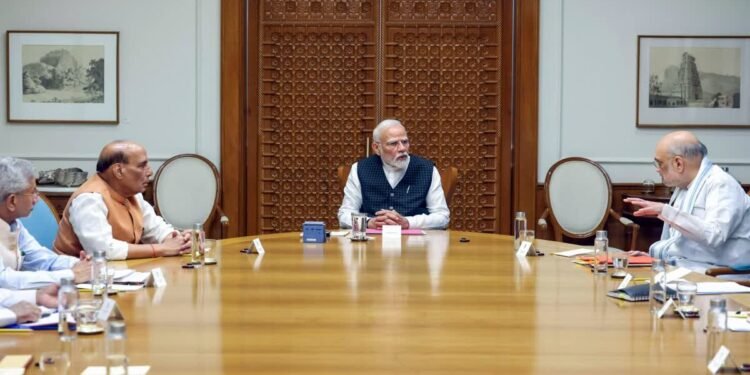 PM की अध्यक्षता में CCS बैठक में राष्ट्रीय सुरक्षा और अर्थव्यवस्था पर मंथन