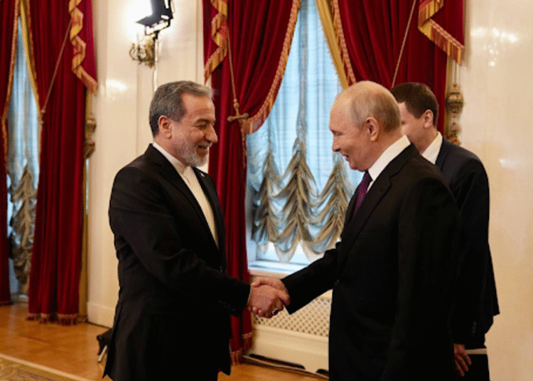 अमेरिका-ईरान वार्ता में रुकावट