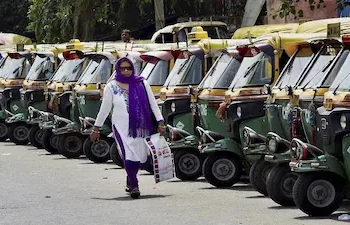 Delhi NCR ऑटो टैक्सी हड़ताल बढ़ती महंगाई से परेशान ड्राइवर