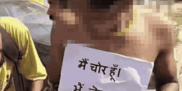 चोरी के शक में युवक बंधक