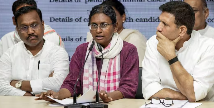 Meenakshi Natarajan को झटका, सुप्रीम कोर्ट ने सुनवाई से किया इनकार