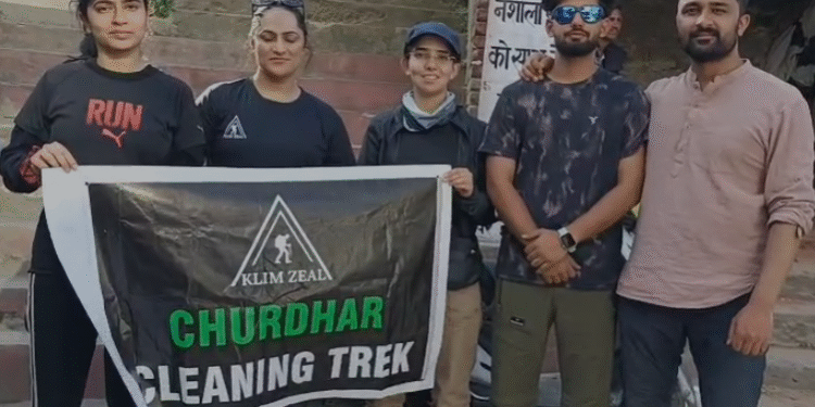 चुड़धार में प्लास्टिक संकट, सफाई अभियान तेज