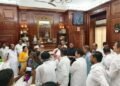 TMC में बगावत तेज, ममता ने भंग कीं सभी कमेटियां