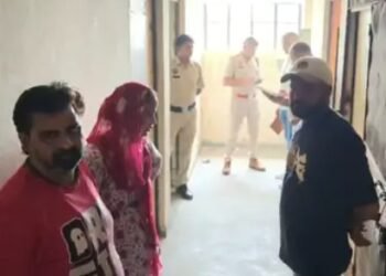 2 ਮਾਸੂਮ ਬੱਚਿਆਂ ਦਾ ਕਤਲ ਕਰ ਪਿਤਾ ਨੇ ਲਗਾਇਆ ਫਾਹਾ