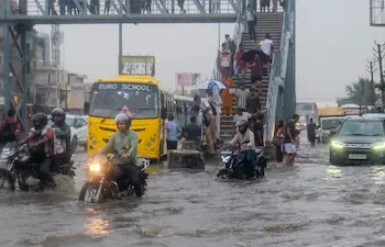 10 जुलाई मौसम अलर्ट 13 राज्यों में भारी बारिश की चेतावनी
