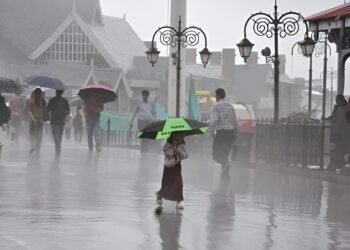 Himachal में भारी बारिश का अलर्ट बढ़ी सतर्कता