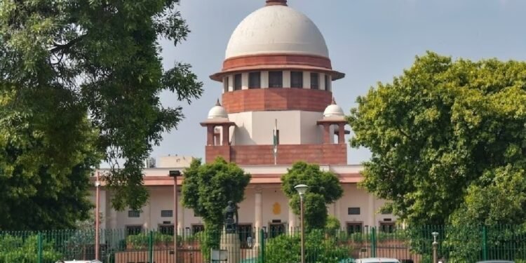 CAG ऑडिट पर सुप्रीम कोर्ट की रोक, बढ़ा विवाद