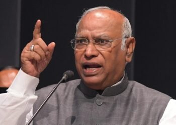 खरगे का जन्मदिन नहीं मनेगा, सरकार से जवाबदेही की मांग