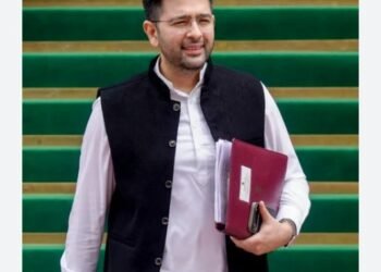 ‘लाल डायरी’ पर सियासी घमासान, 2027 से पहले खुलेंगे राज?