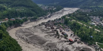 नेपाल में विनाशकारी बाढ़, बढ़ता जा रहा मौत का आंकड़ा
